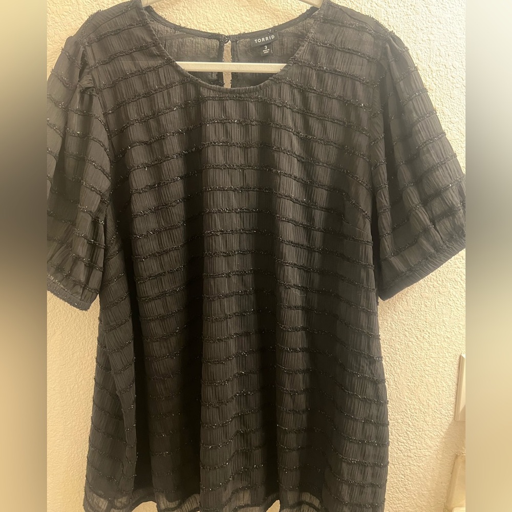 Great torrid piece size 3 black with silver threads details EUC